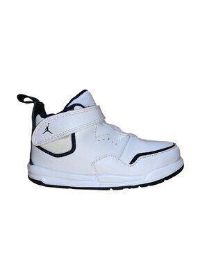 Air Jordan Kids White & Black Adhesive Strap Closure Athletic Sneakers Size 7C